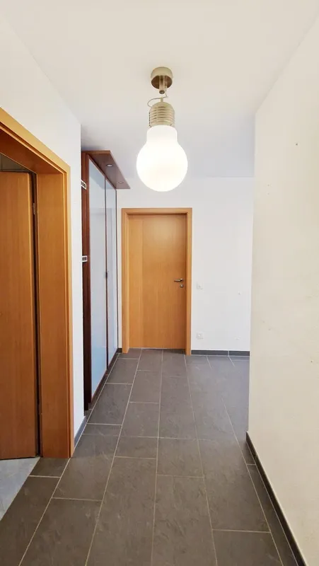 Bellissimo 3,5 in zona residenziale con terrazza coperta panoramica., Foto 12