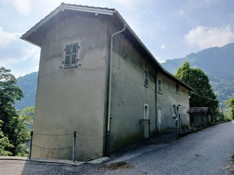 Grotto 6,5 con spazio ristorazione, camere e grande terreno., foto 3