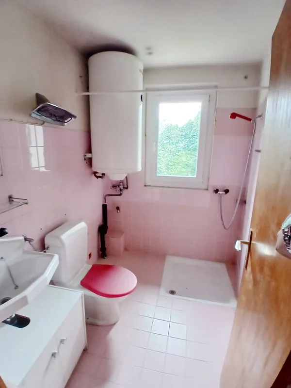 Grotto 6,5 con spazio ristorazione, camere e grande terreno., foto 10