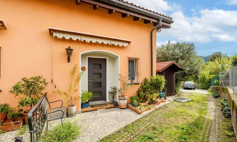 Bellissima casa a schiera di testa 3,5 con giardino e due terrazze., Foto 1