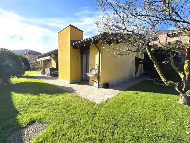 Splendida villa 5,5 con grande giardino in contesto immerso nel verde., photo 2