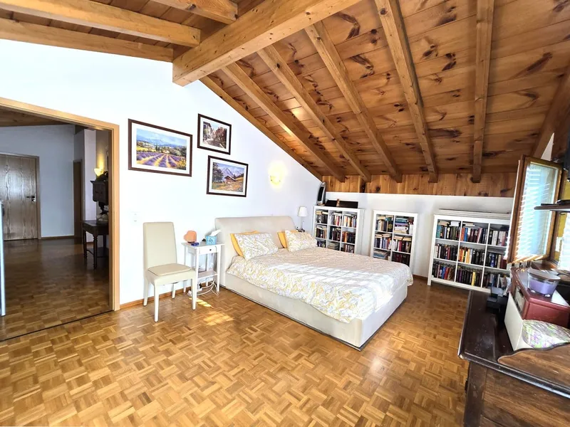 Splendida villa 5,5 con grande giardino in contesto immerso nel verde., photo 6