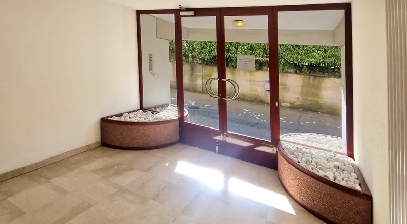 Moderno ampio 4,5 ristrutturato con terrazzo coperto e balcone., photo 10