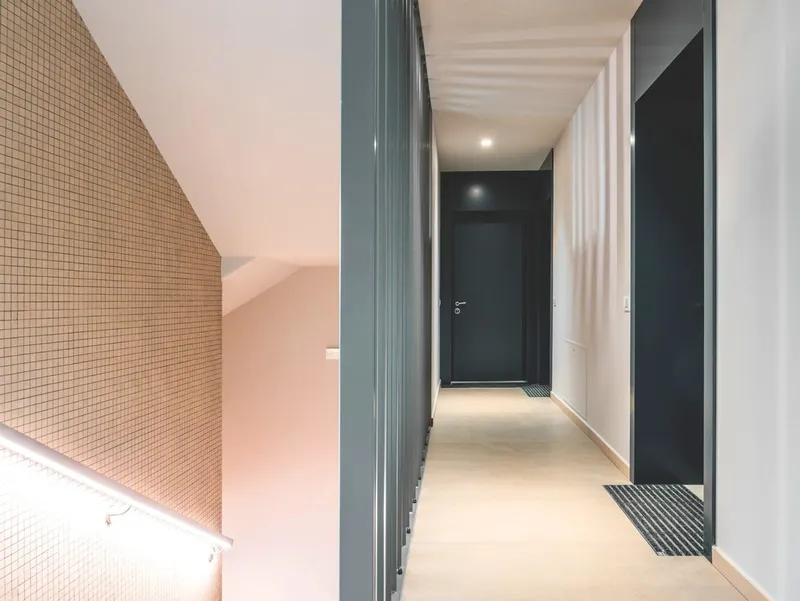 Nuovissimo appartamento 2.5 locali con giardino privato e portico, photo 10