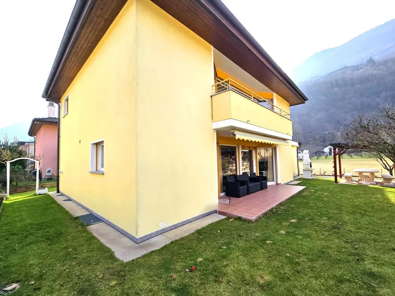 Meravigliosa villetta con giardino 6 locali e taverna con camino., photo 12