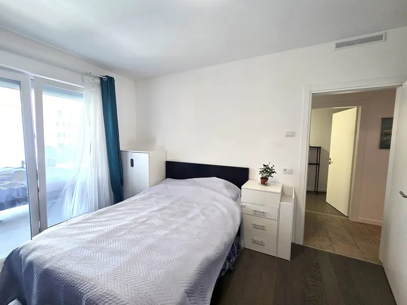 Bel 4,5 locali in stile moderno con grande terrazza coperta., foto 5