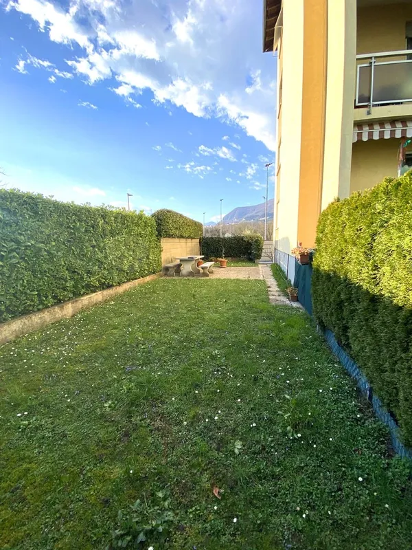 Bel 3,5 recentemente parzialmente ristrutturato con balcone coperto., foto 9