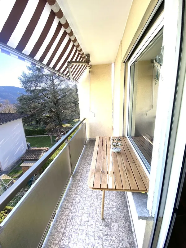 Bel 3,5 recentemente parzialmente ristrutturato con balcone coperto., foto 2
