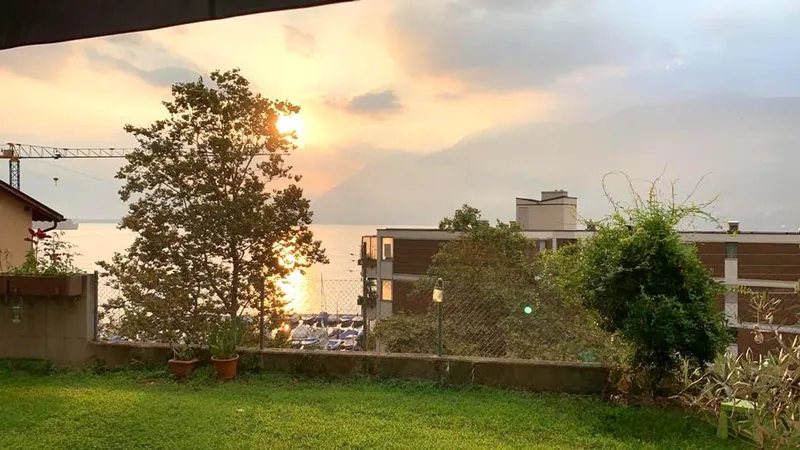 Ampio 5,5 con giardino e terrazza con affaccio sul lago a Brissago, photo 11