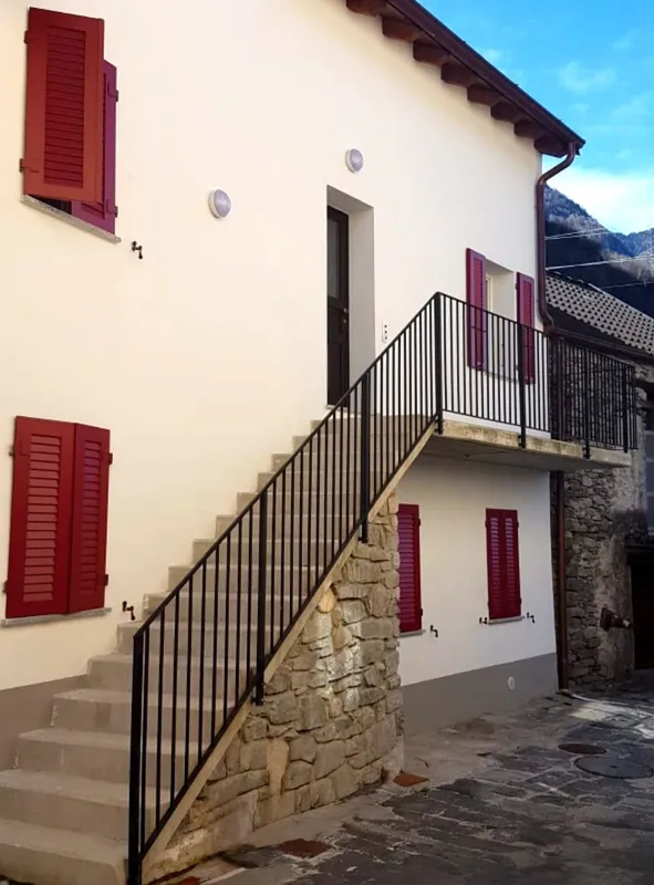 Bell'appartamento 3,5 locali ristrutturato con cucina open space, photo 2