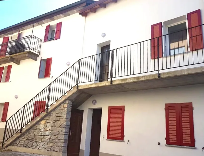 Bell'appartamento 3,5 locali ristrutturato con cucina open space, photo 11