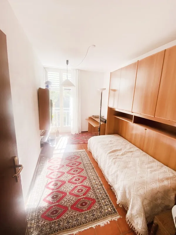 Casa semi-indipendente 4,5 locali con giardino e soggiorno duplex, Foto 8