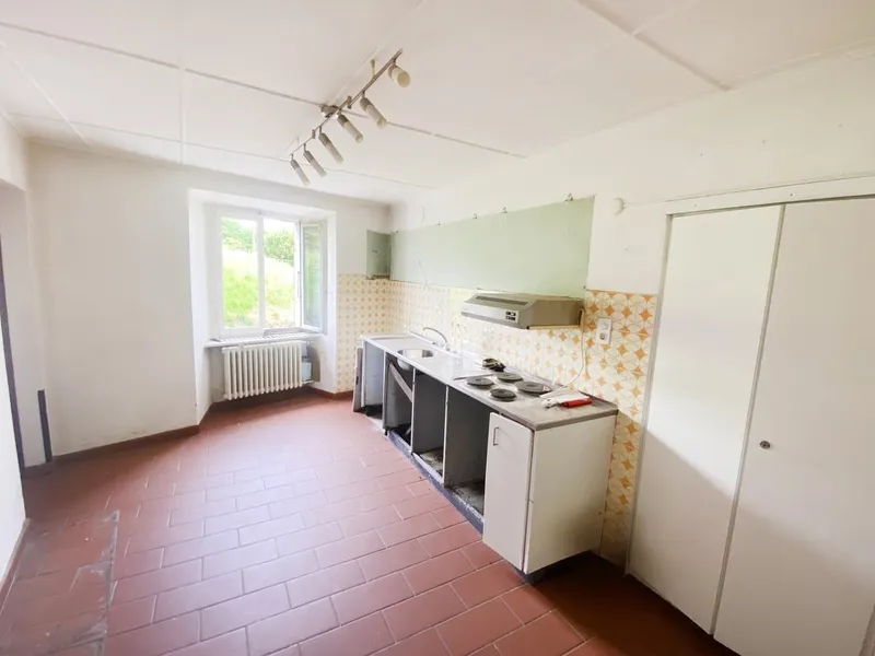 Casa ticinese 15 locali del 1500 con terreno e potenziale sviluppo, photo 9