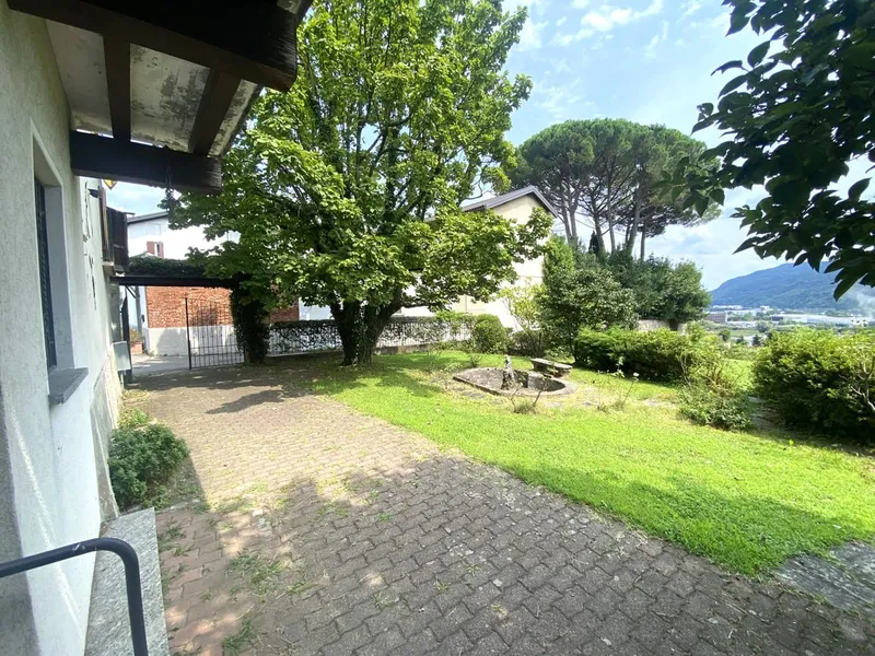 Casa ticinese 15 locali del 1500 con terreno e potenziale sviluppo, photo 2