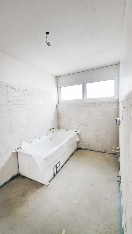Nuovo 4,5 locali in stile moderno con veranda e ampio giardino privato, Foto 6
