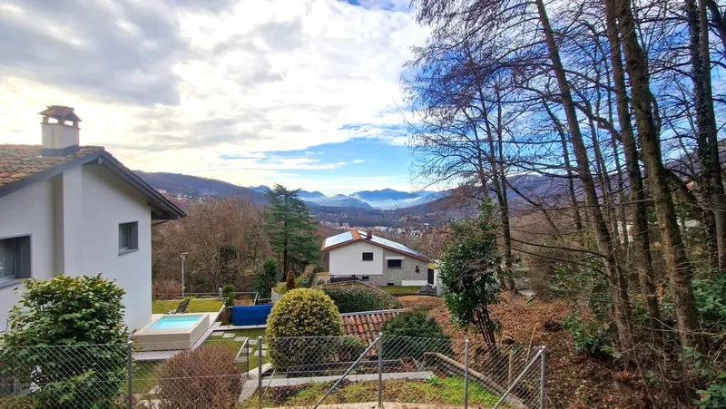 Nuovo 4,5 locali in stile moderno con veranda e ampio giardino privato, Foto 1