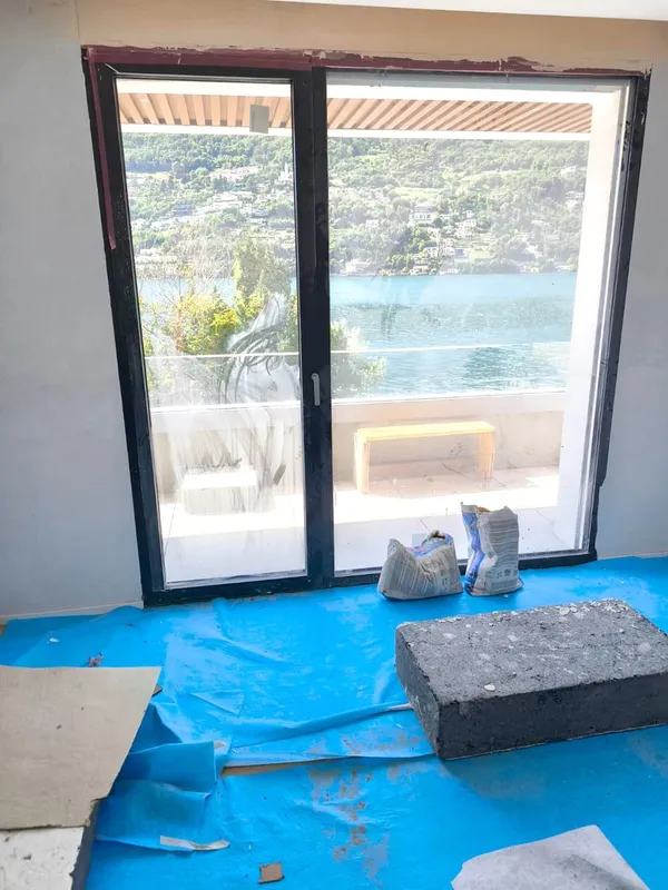 Prestigiosa villa 4,5 vista lago con rooftop e posto barca privato, photo 7