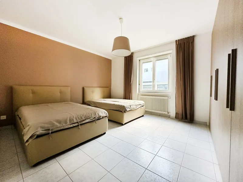 Elegante 3,5 ristrutturato con terrazzo e balcone in zona tranquilla, foto 6