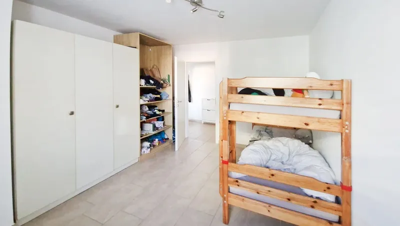 Elegante ampio 3,5 con balcone coperto e posteggio in autorimessa, foto 6