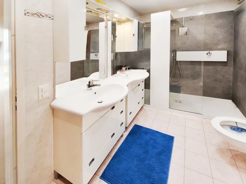 Casa indipendente 5,5 con giardino e spazi commerciali, foto 11