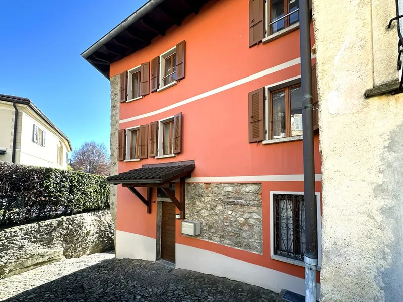 Affascinante casa bifamiliare ticinese da riattare con due unità 3,5, photo 1