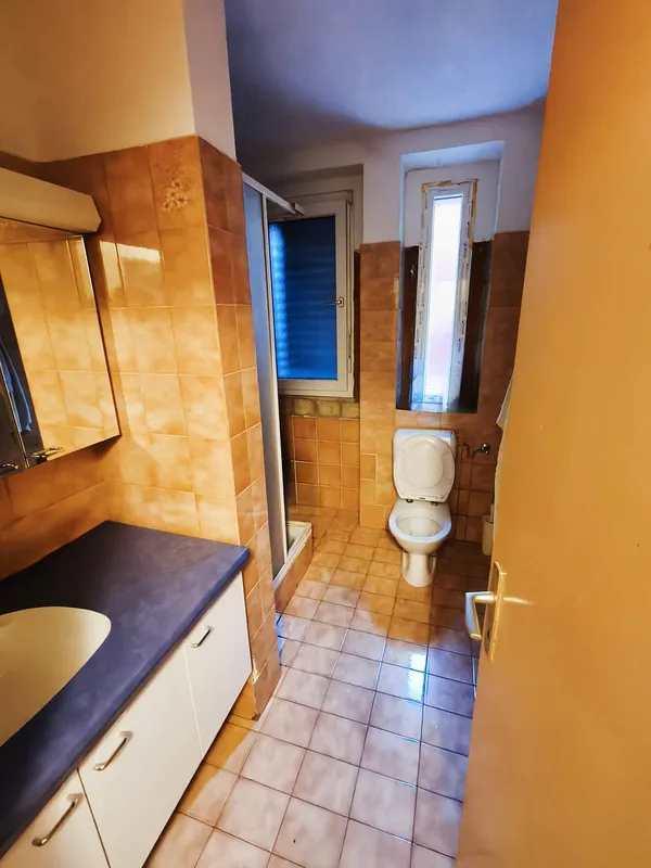 Casa bifamiliare di reddito con due appartamenti e spazio magazzino., Foto 12