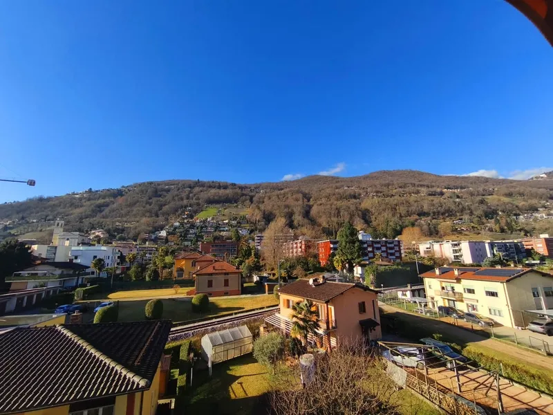 Raffinato 1,5 locali ristrutturato con balcone e cucina nuova., Foto 4