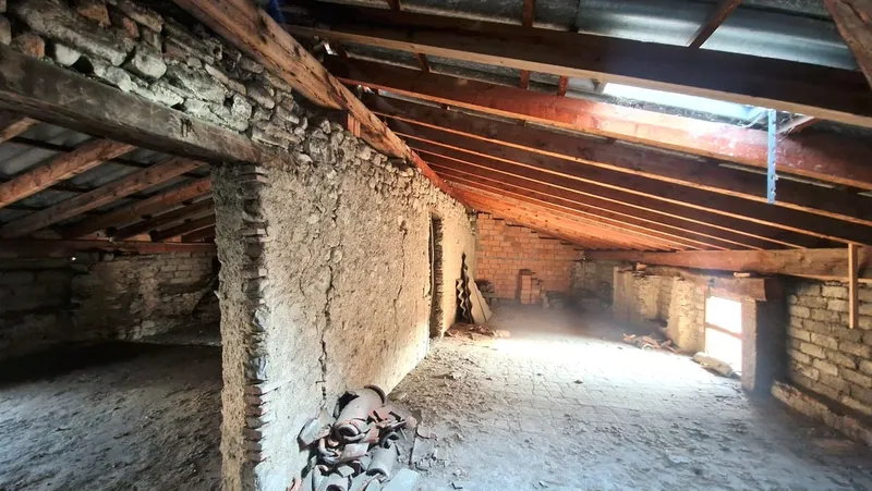 Affascinante casa di nucleo con licenza edilizia già approvata, Foto 15