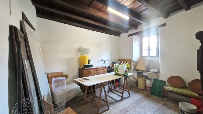 Affascinante casa di nucleo con licenza edilizia già approvata, Foto 7