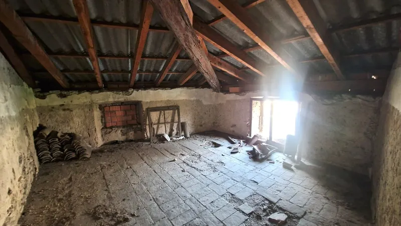 Affascinante casa di nucleo con licenza edilizia già approvata, Foto 17
