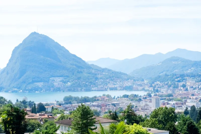 Raffinato appartamento 2,5 ristrutturato con terrazza panoramica, Foto 2