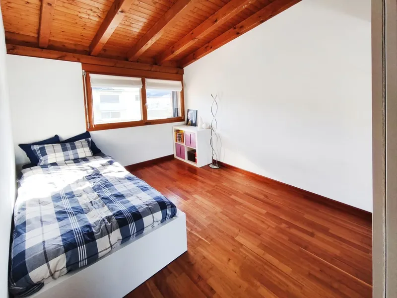 Villa 5,5 locali con piscina riscaldata, giardino privato e ampi spazi, foto 11
