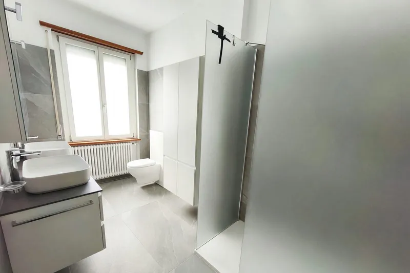 Bell'appartamento 4,5 ristrutturato con terrazzo a Bellinzona, photo 8