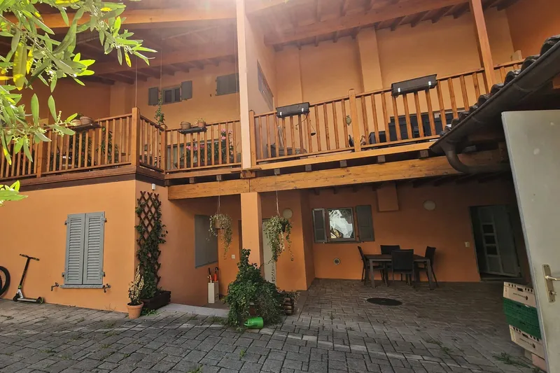 Appartamento 4,5 ristrutturato con terrazzo e caminetto, foto 13