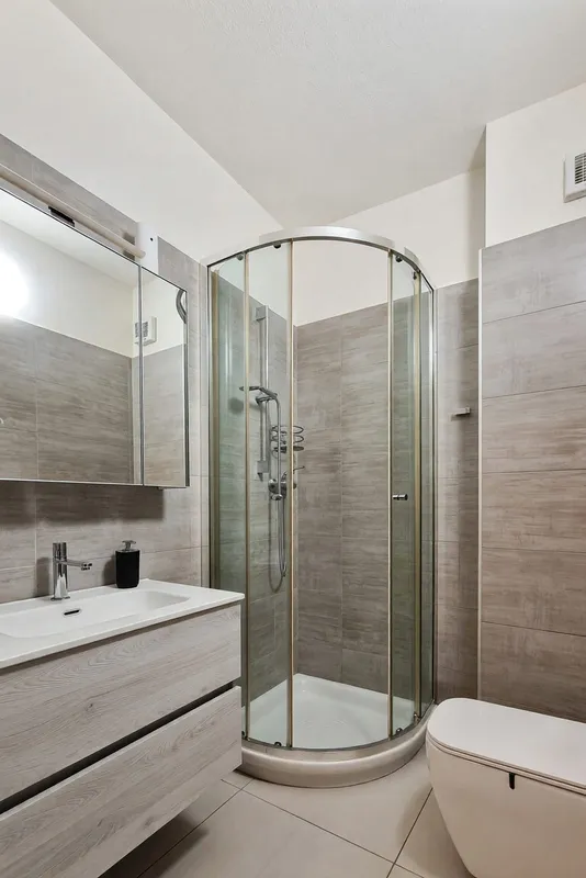 Appartamento 4,5 ristrutturato con terrazzo e caminetto, foto 14