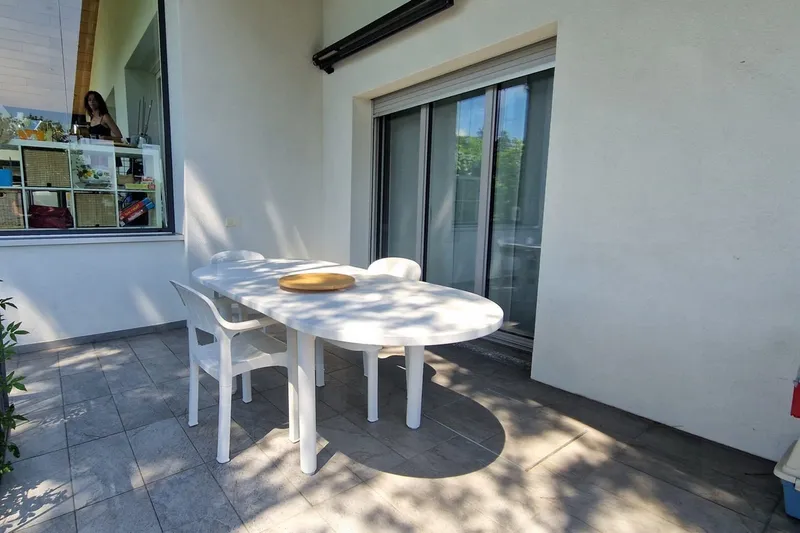 Casa unifamiliare 6,5 locali di 190 mq con giardino privato e veranda, photo 7