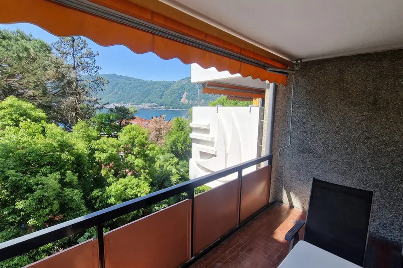 Bellissimo 2,5 locali con terrazza vista lago in residence di vacanza, photo 8