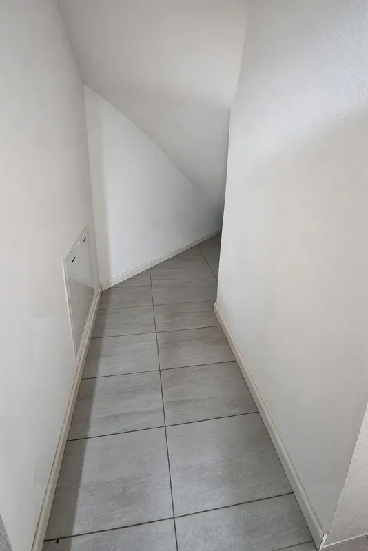 Casa contigua 5,5 locali con terrazza vista lago e giardino a Lopagno, foto 19