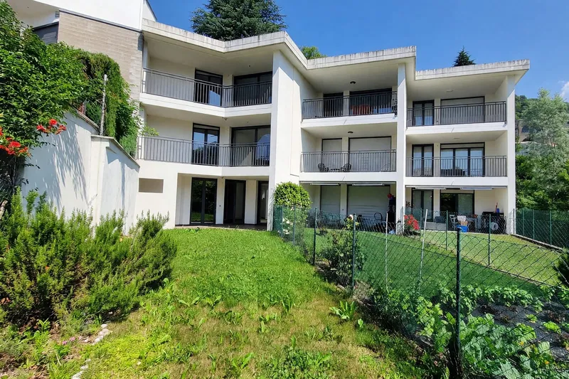 Casa contigua 5,5 locali con terrazza vista lago e giardino a Lopagno, foto 20