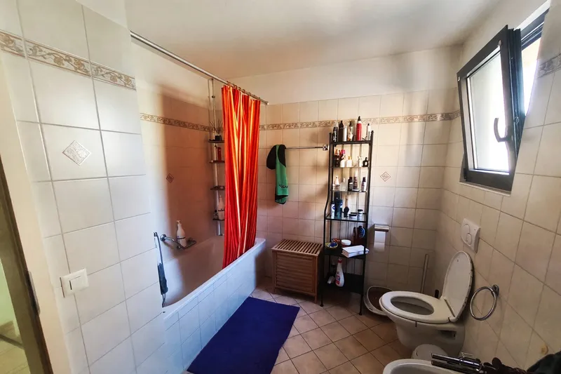 Villetta 5,5 con giardino di 300 mq e mansarda abitabile, Foto 15