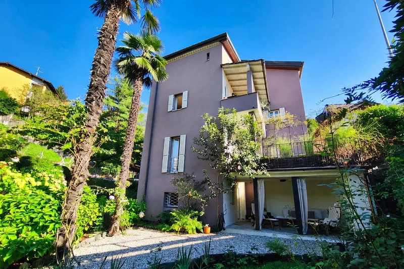 Casa bifamiliare 7 locali ristrutturata a Davesco, Foto 2