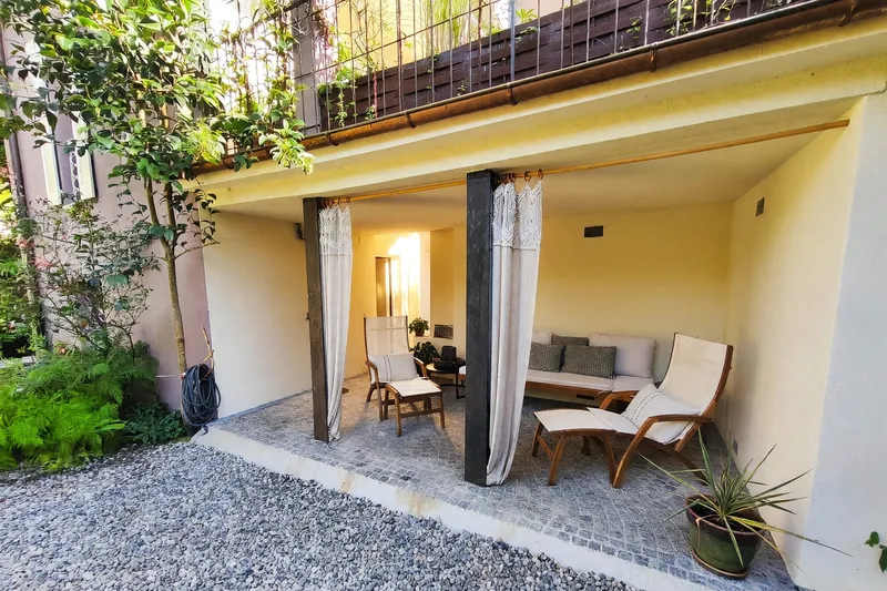 Casa bifamiliare 7 locali ristrutturata a Davesco, Foto 3