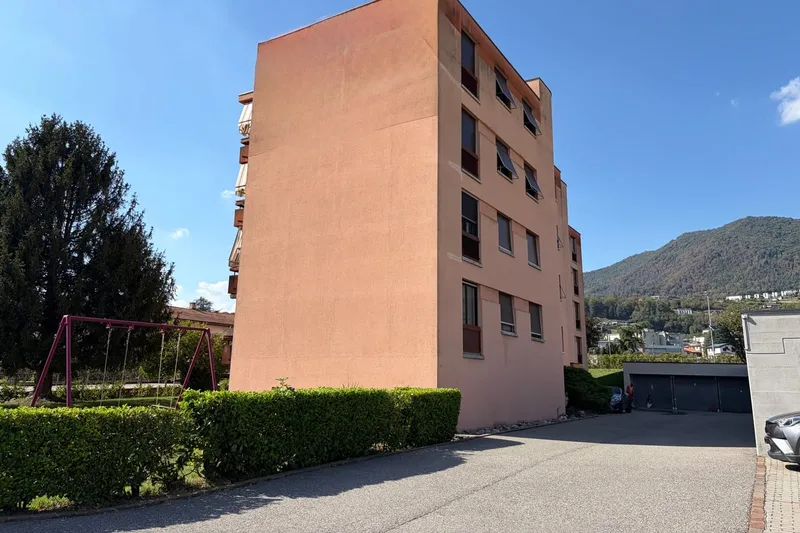 Luminoso appartamento 3,5 panoramico con cucina rinnovata e balcone, Foto 14