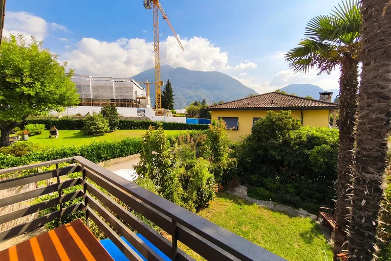 Appartamento 5,5 ristrutturato con giardino privato e tre balconi, foto 3