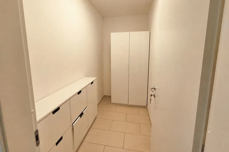 Ampio appartamento 2,5 locali arredato con balconcino, photo 9