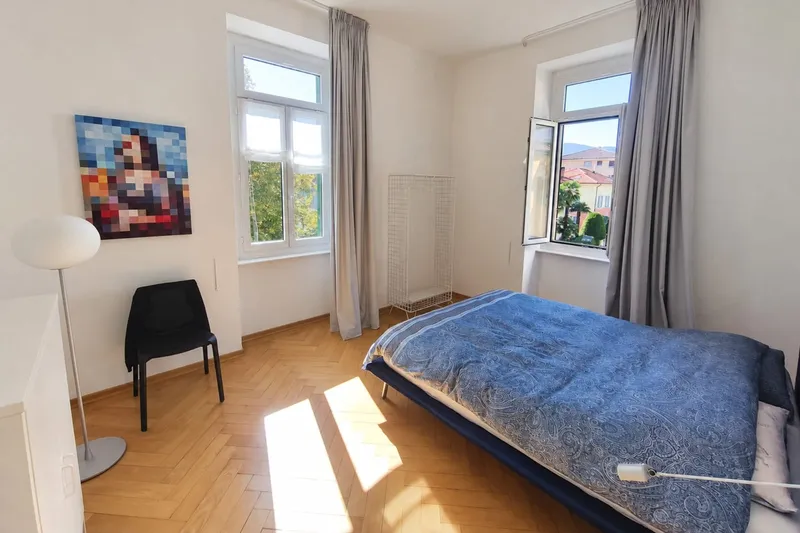 Appartamento 4,5 ristrutturato con due balconi e cucina abitabile, foto 8