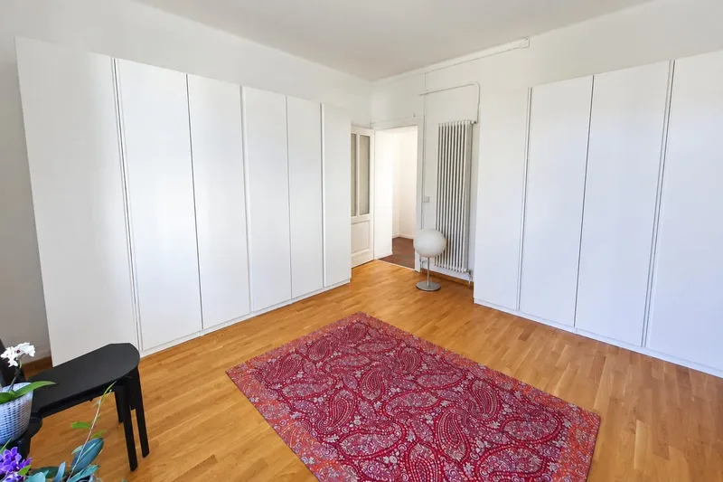 Appartamento 4,5 ristrutturato con due balconi e cucina abitabile, foto 10