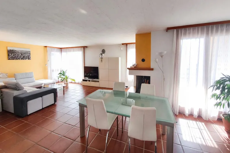 Villa unifamiliare 5,5 vista lago con giardino e camino, Foto 4