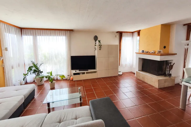 Villa unifamiliare 5,5 vista lago con giardino e camino, Foto 5