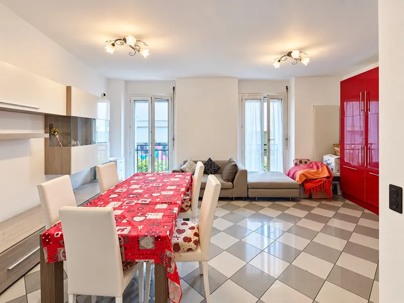APPARTAMENTO DUPLEX DI 3.5 LOCALI NEL CUORE DI CHIASSO, photo 3
